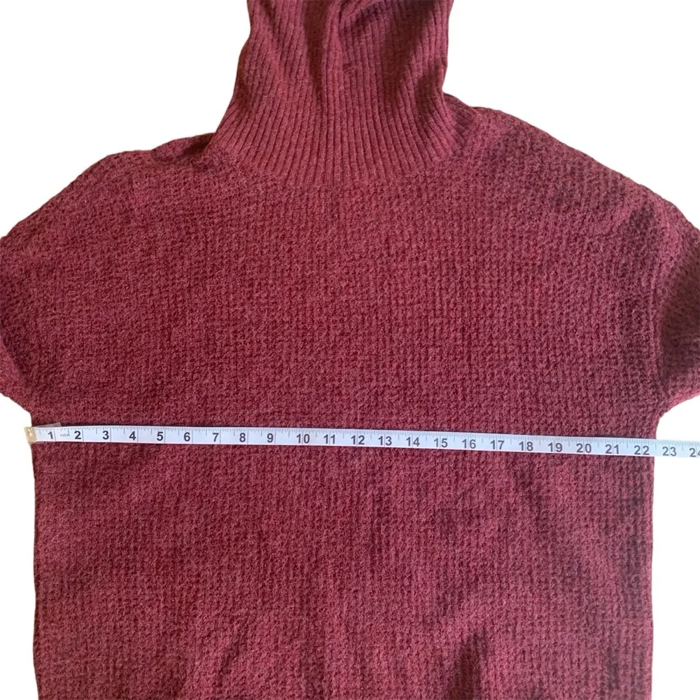 Abound Women's Size XL Thermal Turtleneck Sweater NWT Pullover Burgundy - Flaws